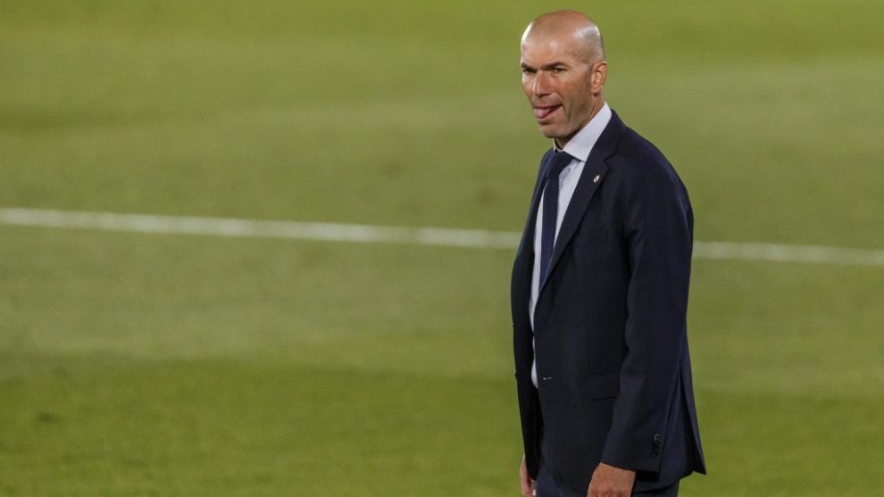Zidane, durante el partido ante el Valencia.