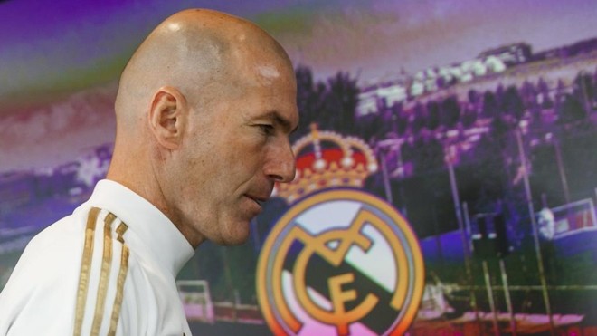 Zidane, en rueda de prensa en Valdebebas