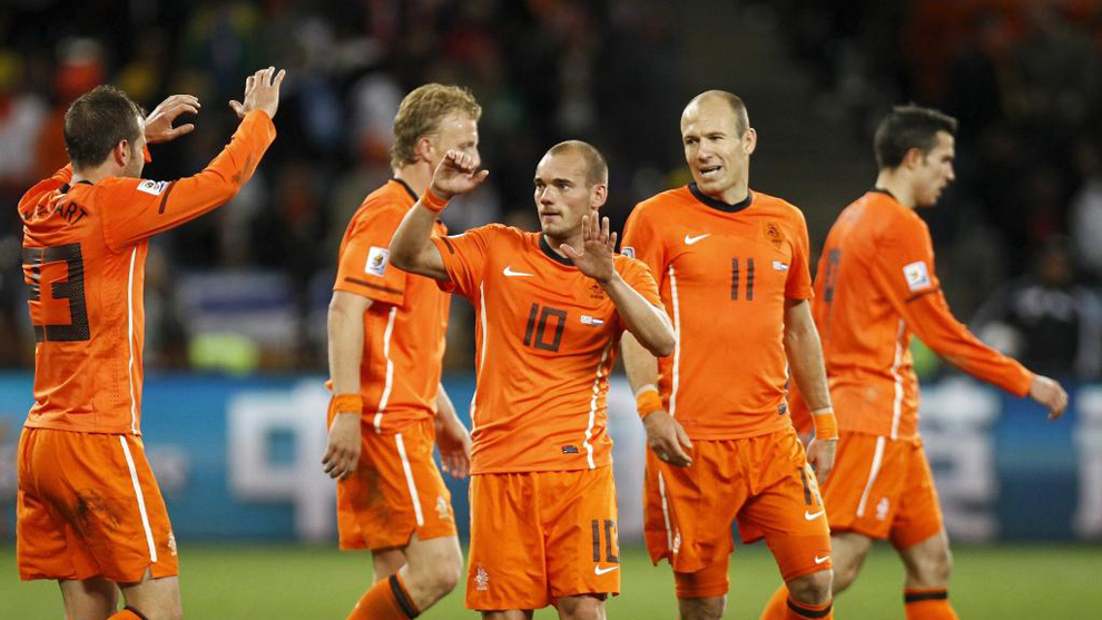 Los holandeses celebran su clasificacin para el Mundial de 2010