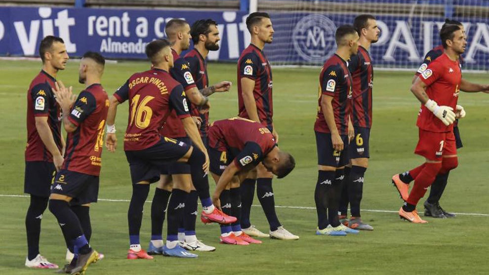 El Extremadura desciende a Segunda B: "No podemos ms que pedir perdn"