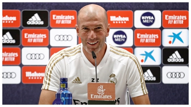 Zinedine Zidane, durante la conferencia de prensa del Real Madrid.