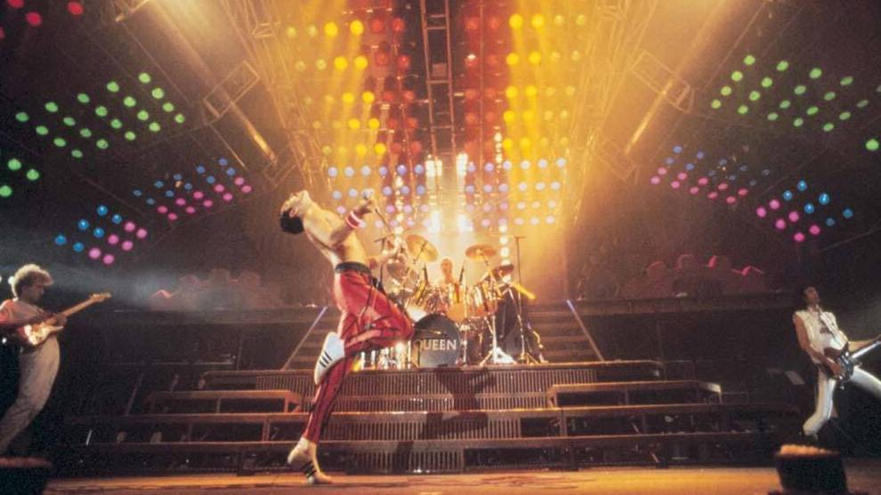 Queen Cancion Que Empieza Con Bajo