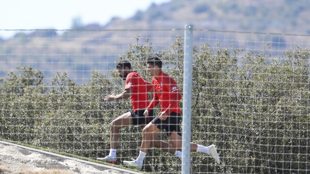 Costa y Morata suben la cuesta de San Rafael en la ltima...