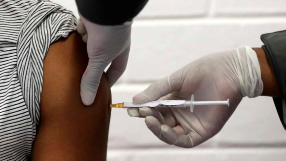 AstraZeneca anuncia que su vacuna contra el coronavirus podra llegar...