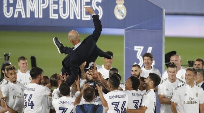 Zidane to stay at Real Madrid next season