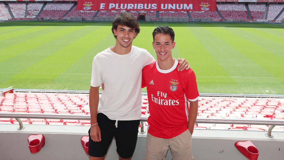 Joao Felix's brother Hugo signs first professional contract at Benfica