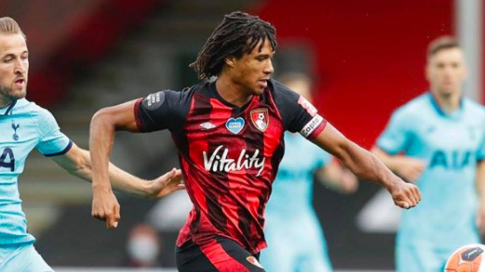 Manchester City have 45 million euro bid for Nathan Ake accepted