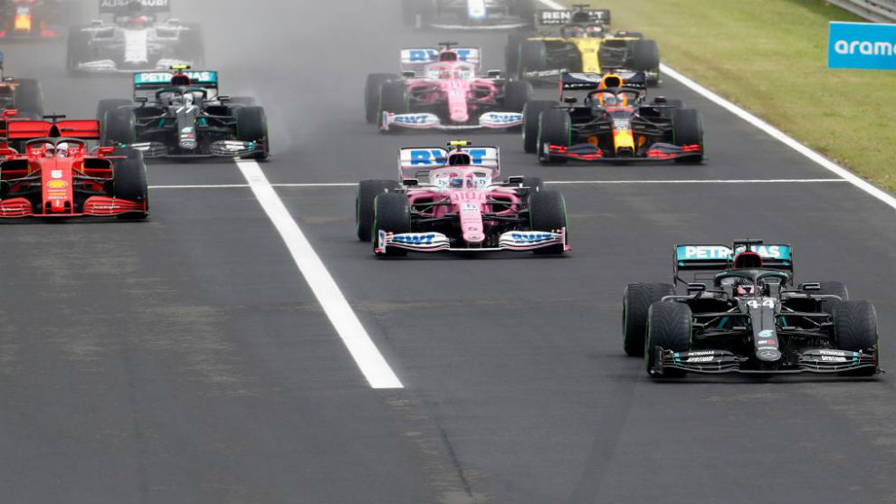 Hamilton, seguido por Stroll, Leclerc y Verstappen, en la salida del...