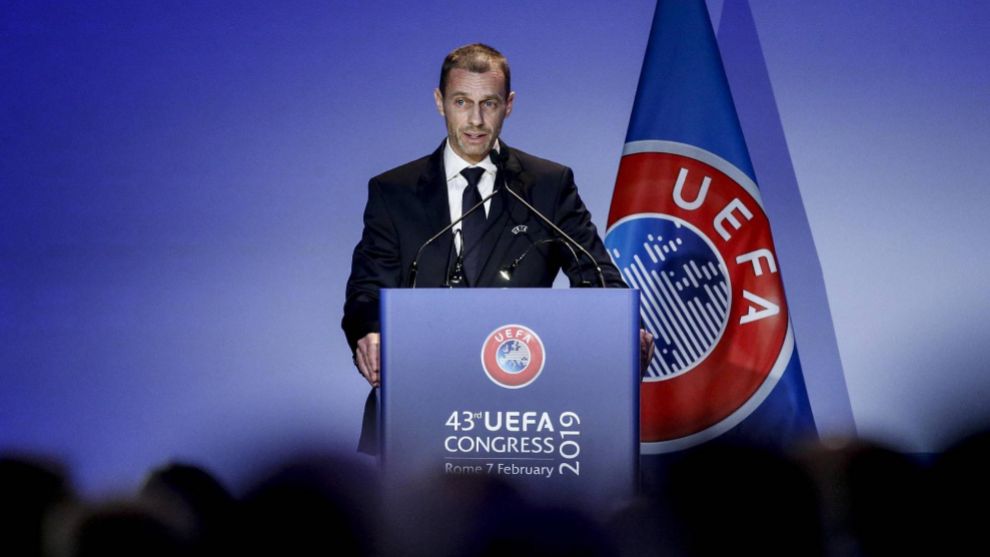 El presidente de la UEFA, Aleksander Ceferin, durante un congreso