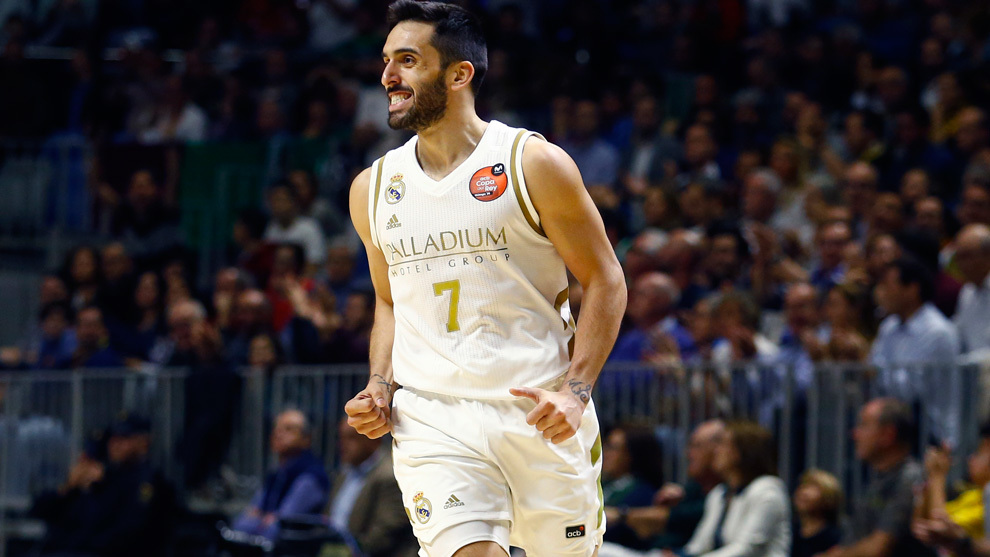 What does Campazzo's decision to change agent mean for his Real Madrid future?
