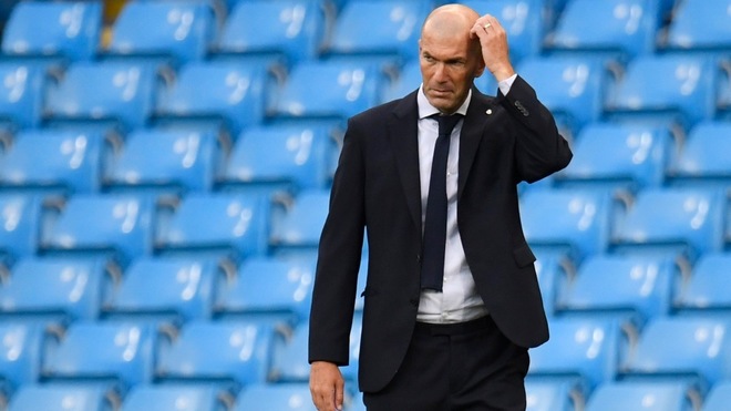 Zidane en confusin durante el partido ante Man. City.