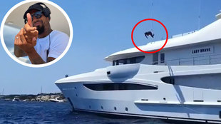 El 'balconing' martimo de Kevin Prince Boateng: salta por la borda de su yate desde 10 metros!