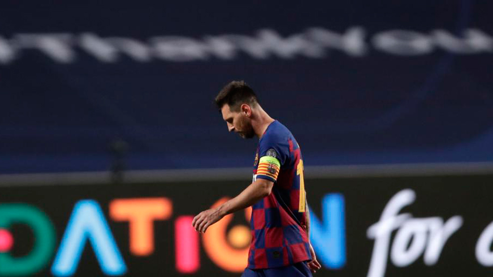 Messi, cabizbajo en Lisboa.