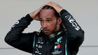 Lewis Hamilton, en el podio como ganador en el Gran Premio de Espaa...