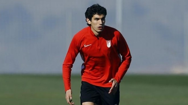 Official: Vallejo goes back out on loan to Granada