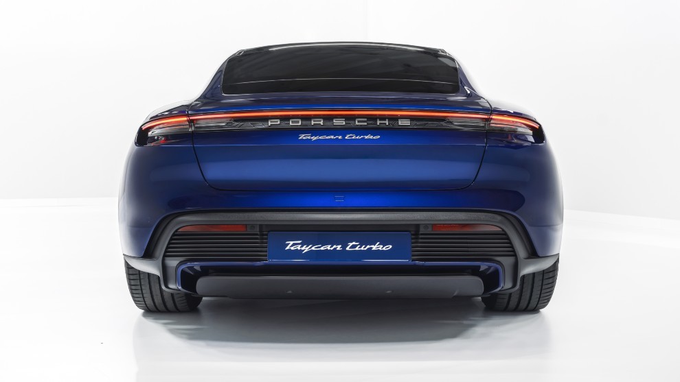 Mejoras para el Porsche Taycan: nuevo cargador de 22 kW y mejores prestaciones
