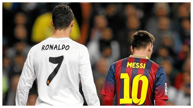 Cristiano y Messi, durante un Clisico.