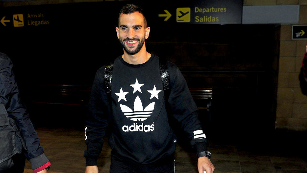 El lateral, a su llegada a Sevilla en enero de 2016 para firmar por el...