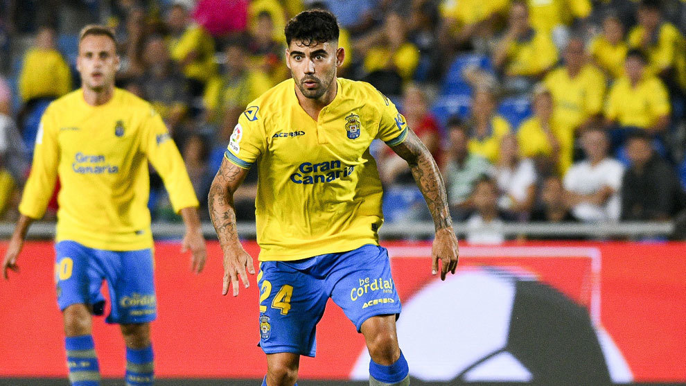 Las Palmas hired a private detective to spy on one of their own players