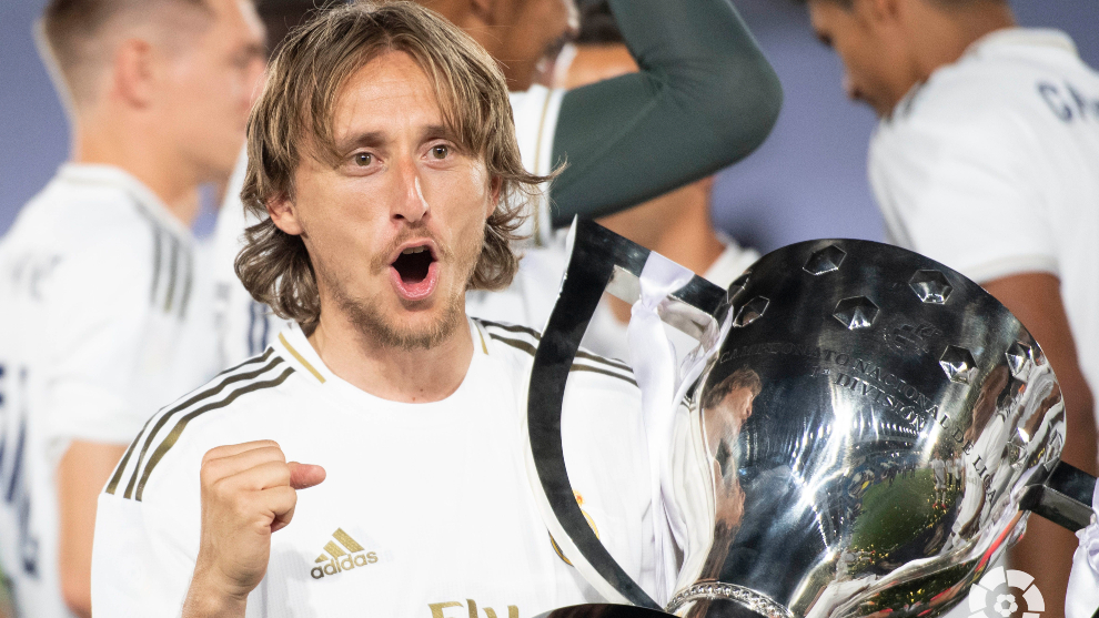 Modric celebrates eight years at Real Madrid