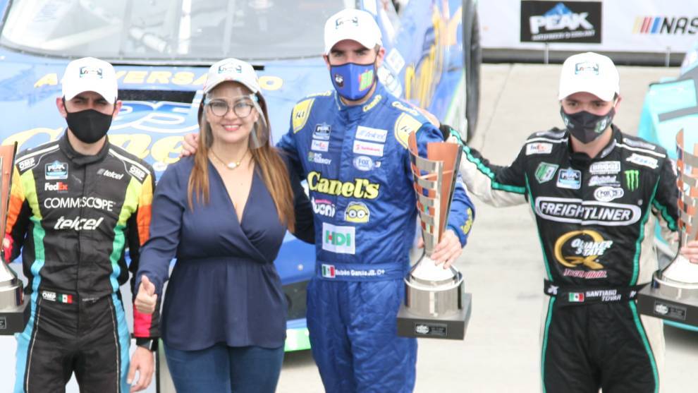 Rubén García Mateos consigue su primera victoria de la temporada en la NASCAR Peak México Series
