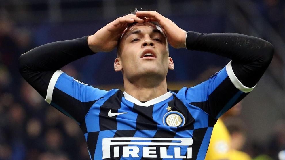 Lautaro, en un partido con el Inter tras fallar una clara ocasión.