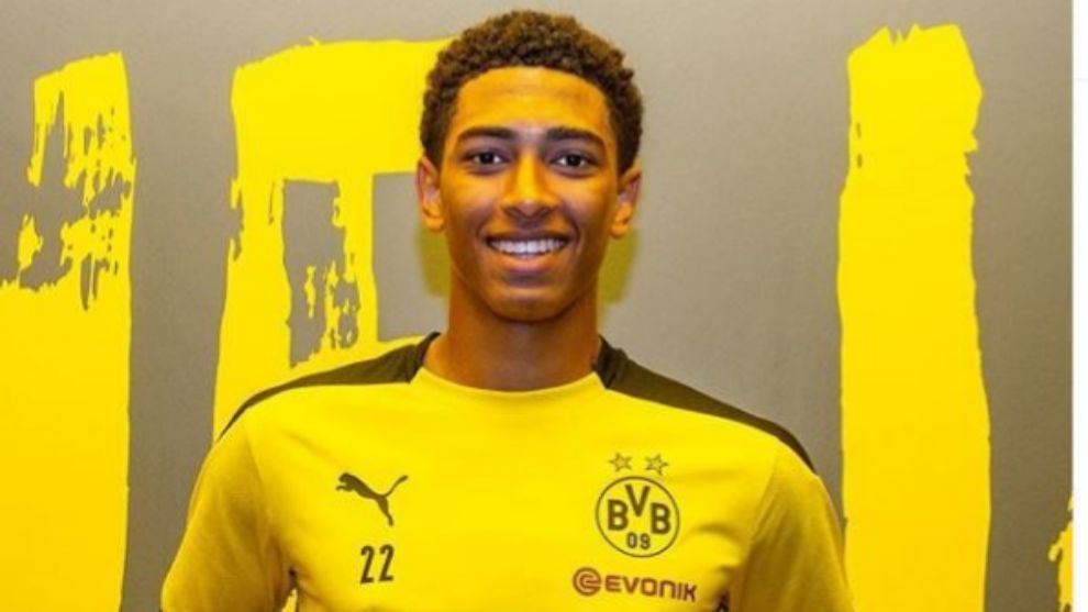Jude Bellingham con la camiseta de Borussia Dortmund