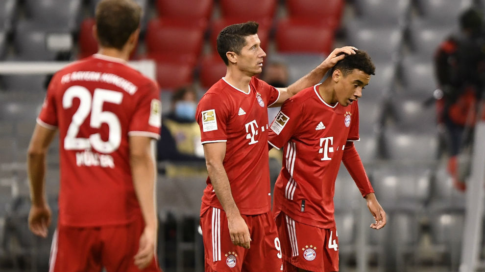 Musiala (17) celebra un gol con el Bayern.