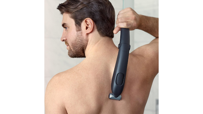 Con un peine gua, un accesorio para la espalda y resistente al agua: as es la afeitadora corporal ms vendida de Amazon