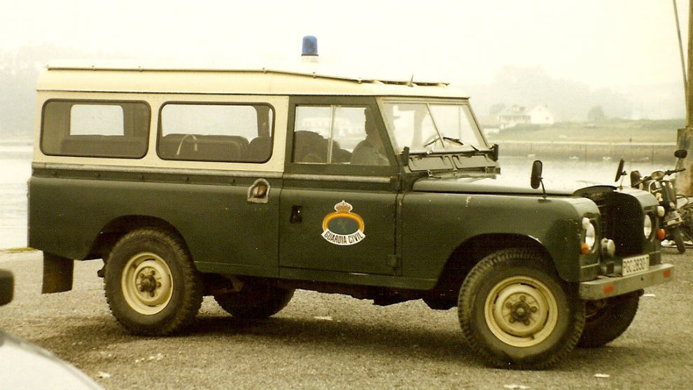 Un antiguo Land Rover 109 de la Guardia Civil.