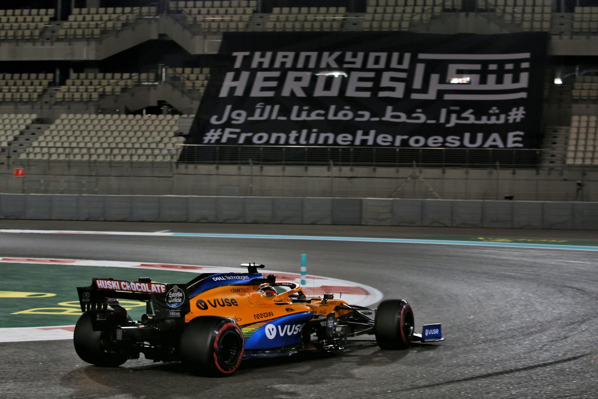 Abu Dhabi (United Arab Emirates), 11/12/2020.- A handout photo made available by the FIA of Spanish Formula One driver lt;HIT gt;Carlos lt;/HIT gt; lt;HIT gt;Sainz lt;/HIT gt; of McLaren in action during the second practice session of the Formula One Grand Prix of Abu Dhabi at Yas Marina Circuit in Abu Dhabi, United Arab Emirates, 11 December 2020. The Formula One Grand Prix of Abu Dhabi will take place on 13 December 2020. (Fórmula Uno, Emiratos Árabes Unidos) EFE/EPA/FIA/F1 HANDOUT HANDOUT EDITORIAL USE ONLY/NO SALES *** Local Caption *** BAHRAIN, BAHRAIN - NOVEMBER 26: gt; during previews ahead of the F1 Grand Prix of Bahrain at Bahrain International Circuit on November 26, 2020 in Bahrain, Bahrain. (Photo by Rudy Carezzevoli/Getty Images)