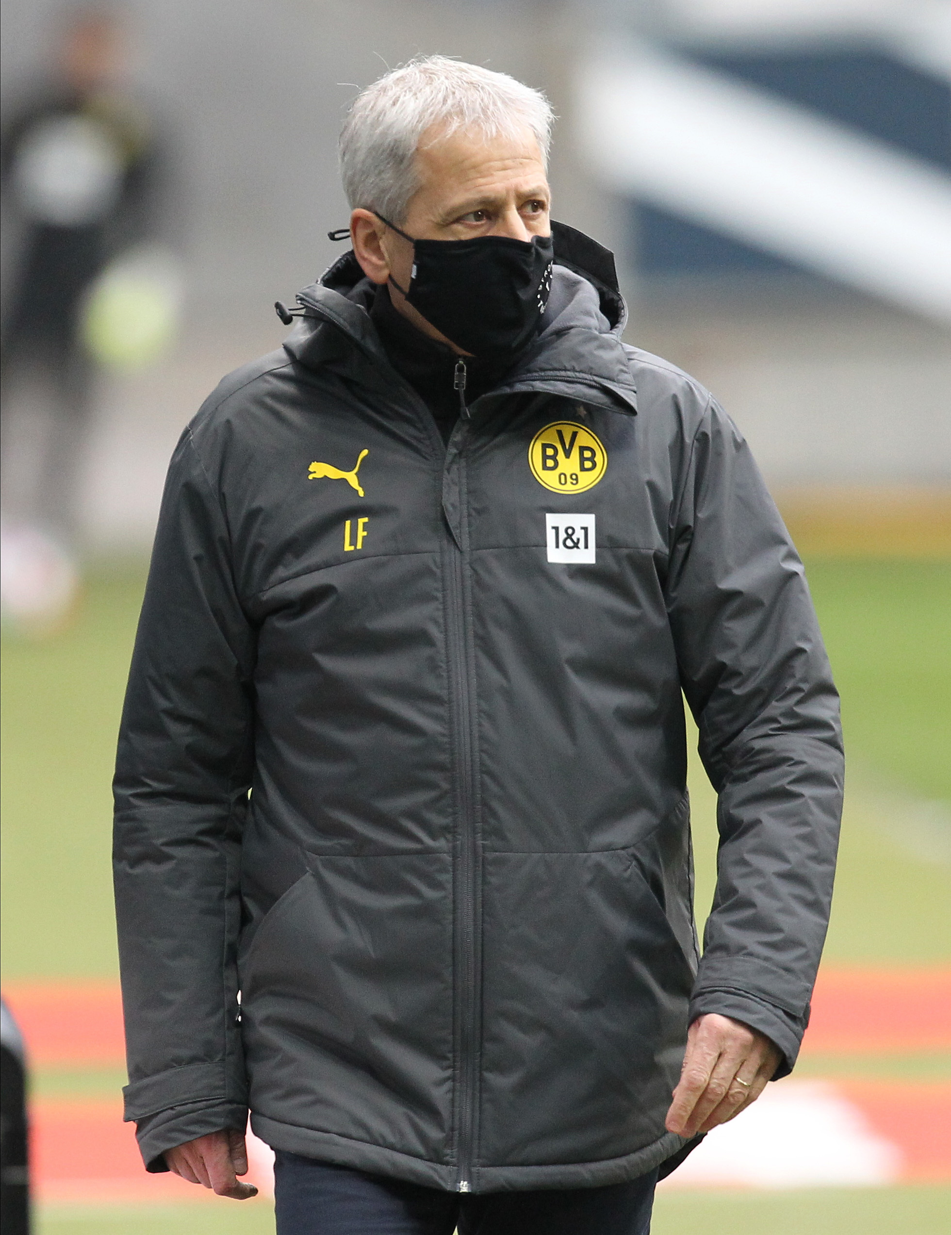 Lucien Favre deja de ser entrenador del Borussia Dortmund