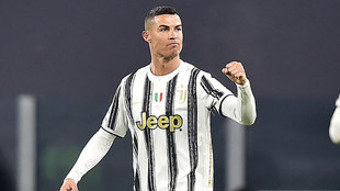 Cristiano Ronaldo celebra uno de sus goles al Udinese.