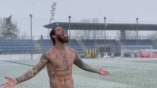Nevando en Madrid y Ramos sale as al campo de entrenamiento: "Me encanta el verano"