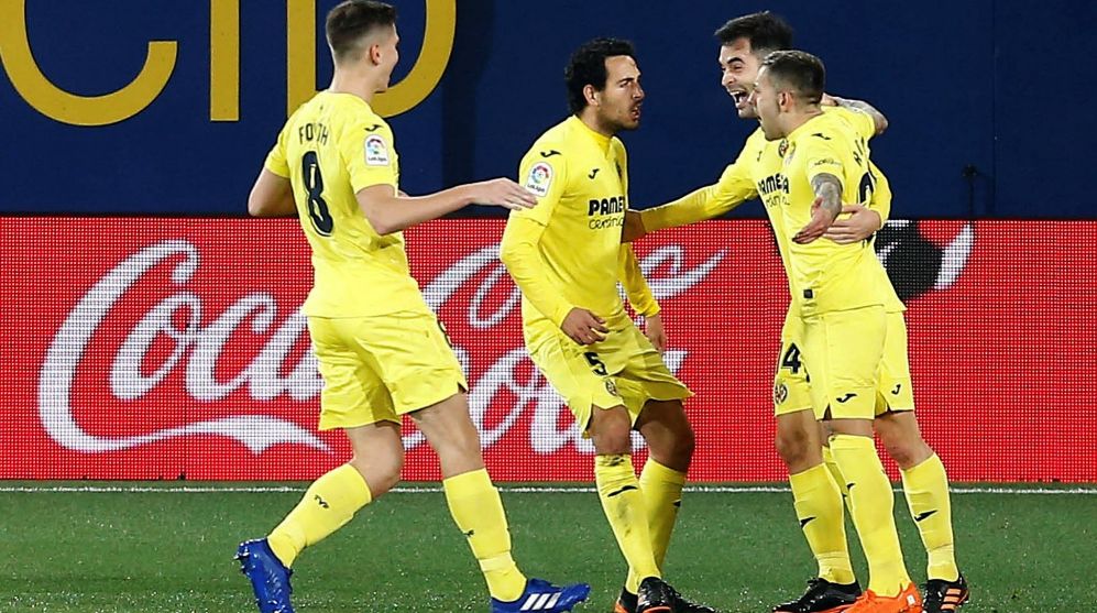 Los jugadores del Villarreal festejan uno de los goles