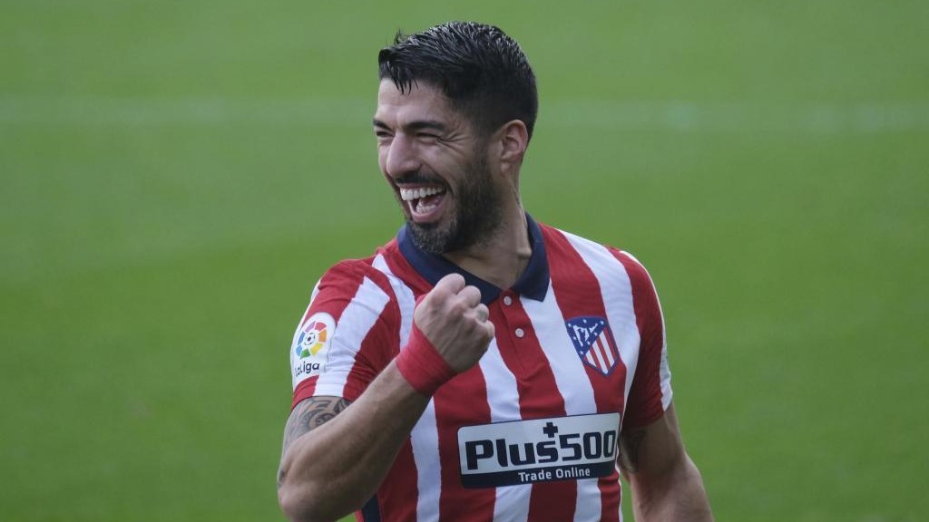 Luis Suarez celebrates his brace at Cadiz