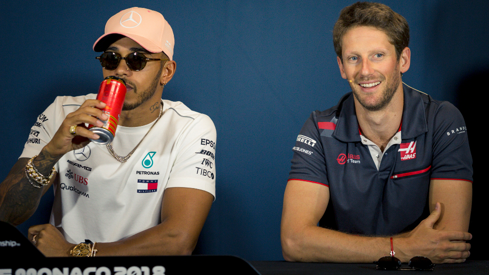 Hamilton y Grosjean, en una rueda de prensa.