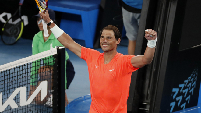 Rafael Nadal festeja su victoria en Australia.