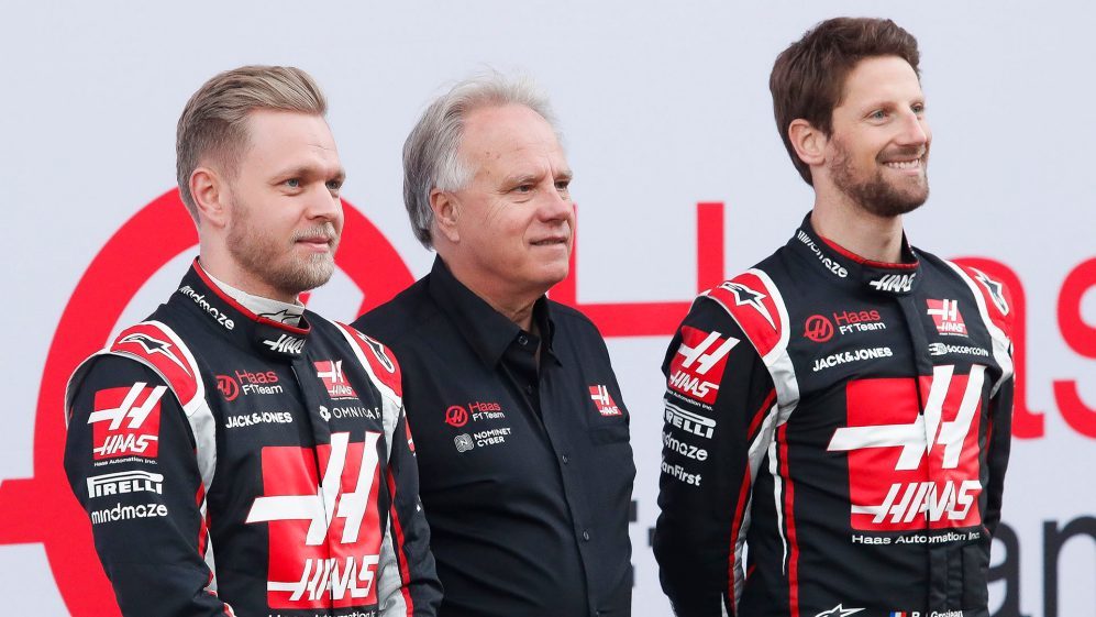 Haas, junto a Magnussen y Grosjean.