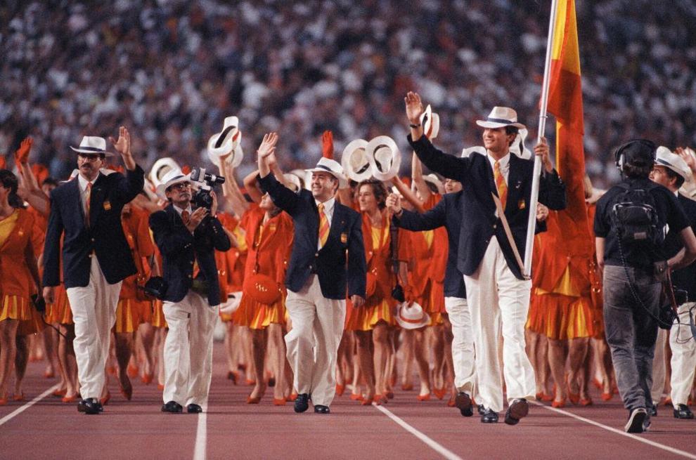 Desfile del equipo de España en la ceremonia inaugural de los Juegos Olímpicos de Barcelona 1992