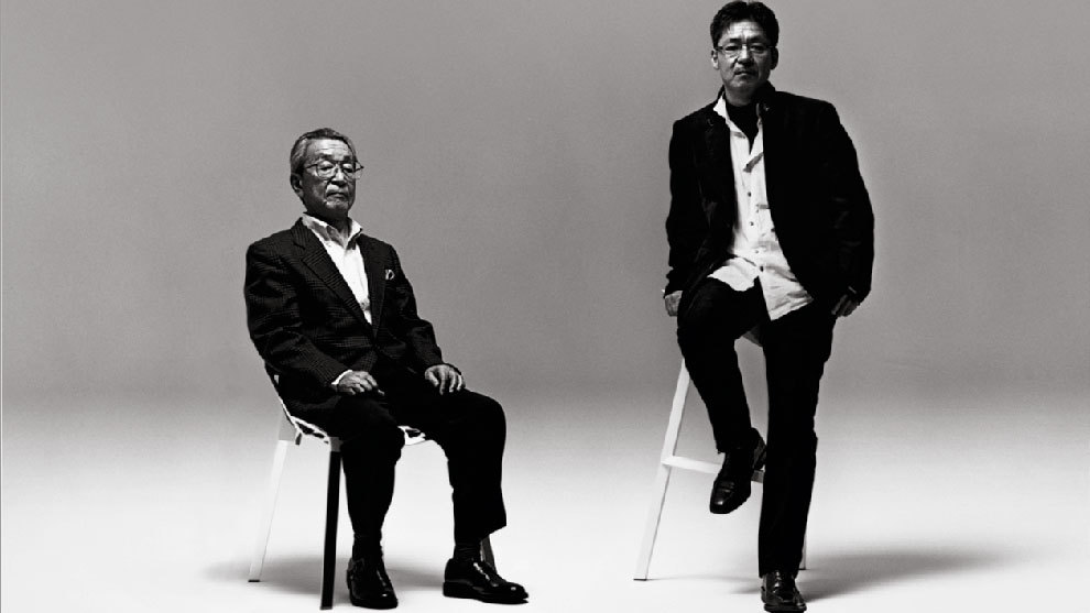 Matasaburo Maeda, ex jefe de diseño de Mazda, y su hijo Ikuo, actual jefe de diseño en la marca japonesa.