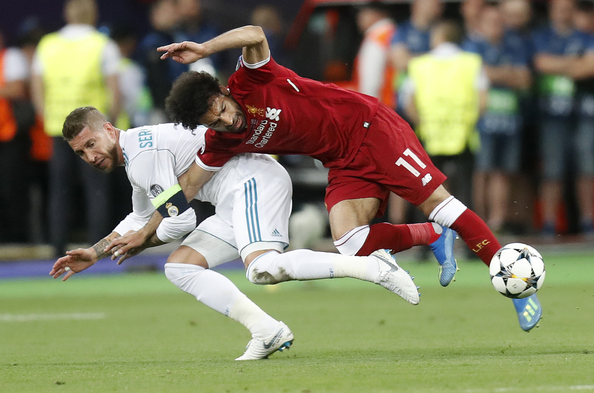 Sergio Ramos and Mohamed Salah in 2018 Champions League final