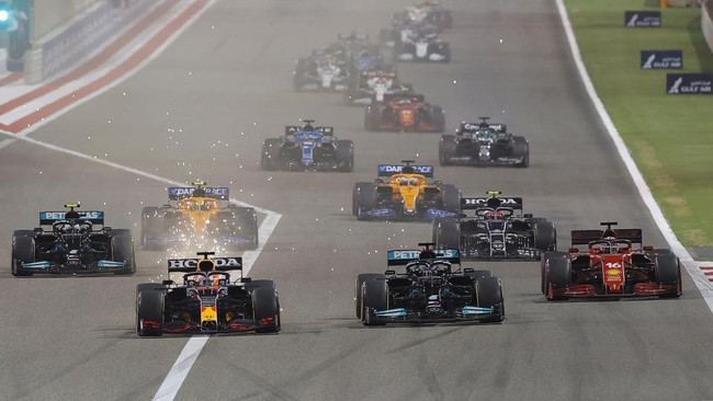 La salida del Gran Premio de Bahrin 2021.