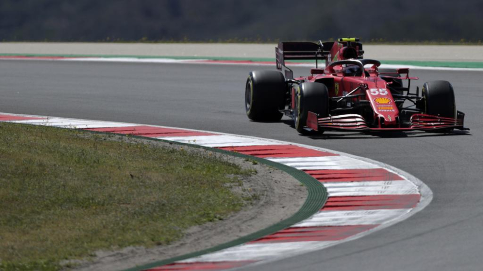 Lewis Hamilton gana el Gran Premio de Portugal de Fórmula 1