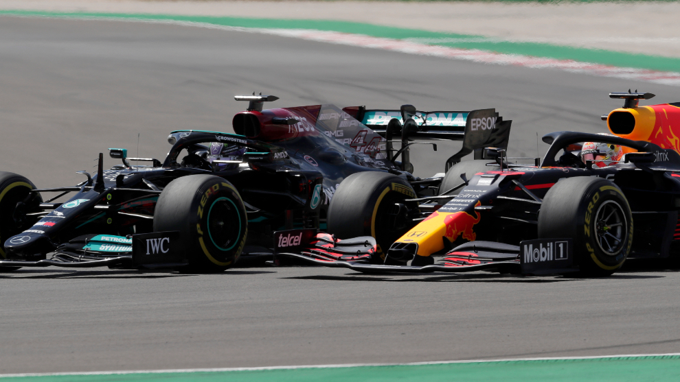 Hamilton advierte a Verstappen: "Te acuerdas de Ferrari?"
