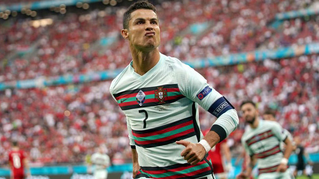 Cristiano Ronaldo celebra un gol ante Hungra.