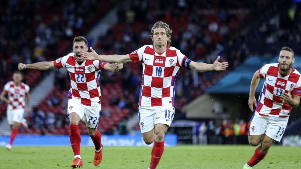 Luka Modric celebra el gol logrado con su selección ante Escocia en la Glasgow en la Eurocopa 2020.