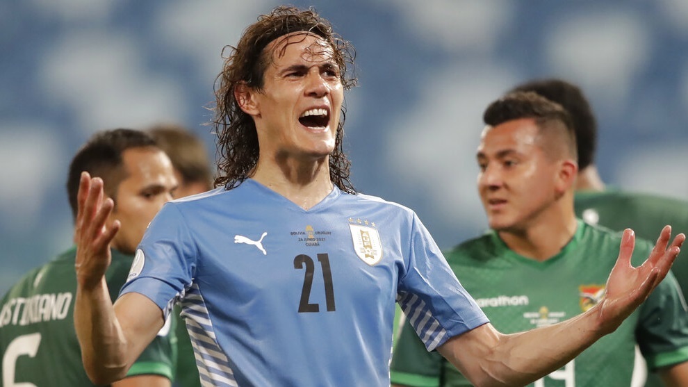 Uruguay's Edinson Cavani gestures during a Copa America soccer match against Bolivia.