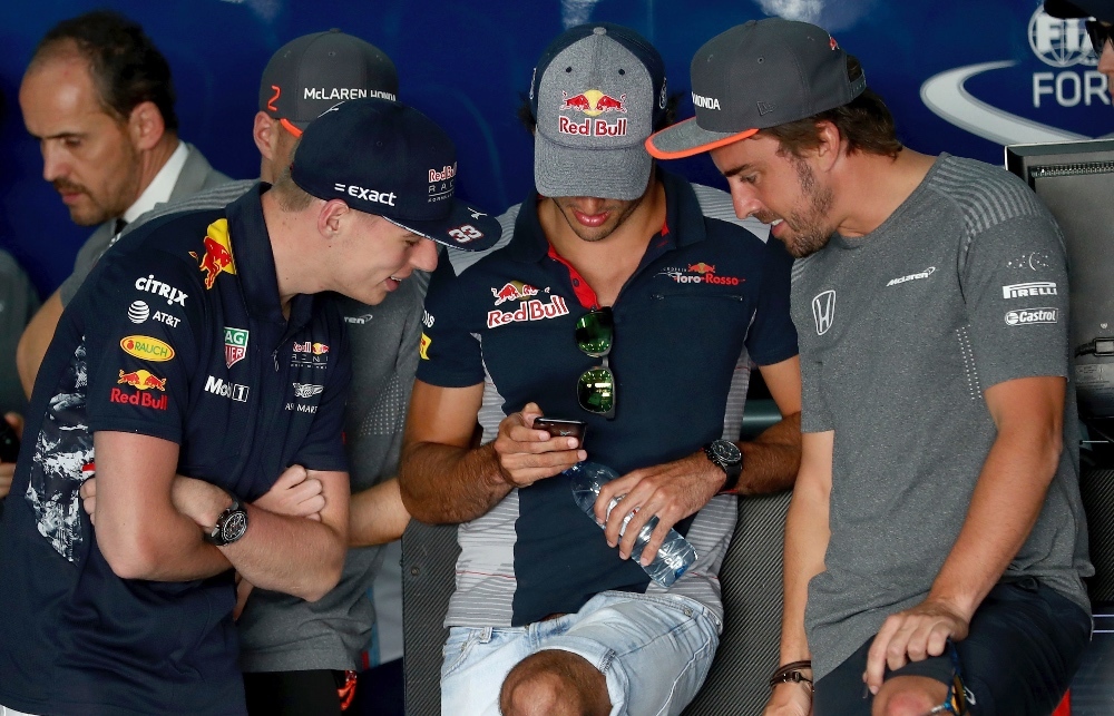 Max Verstappen, Carlos Sainz y Fernando Alonso 2017