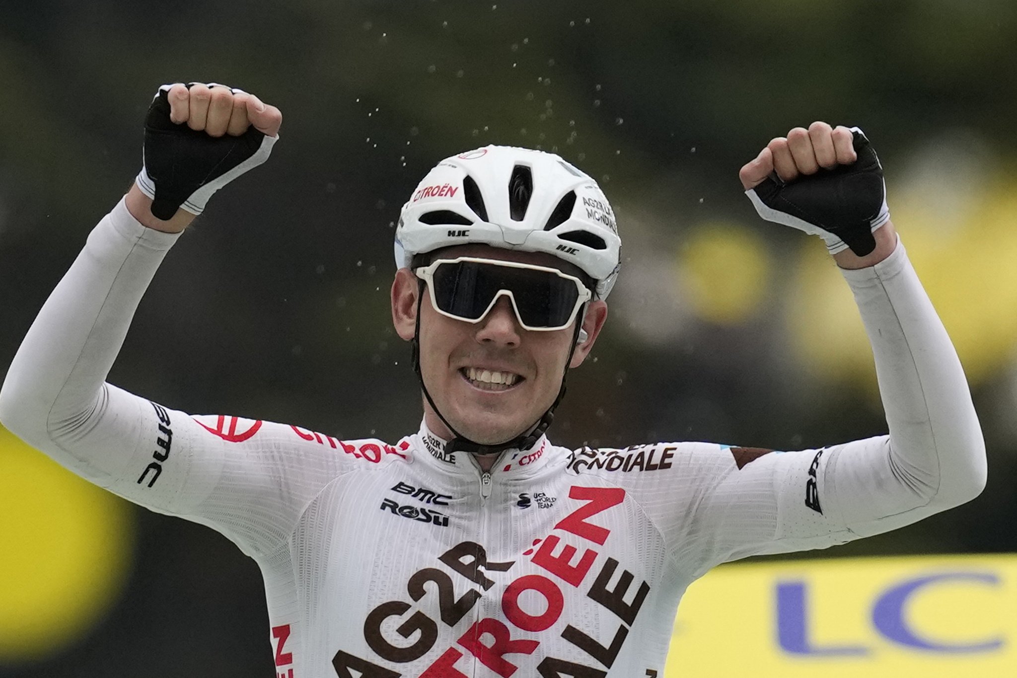 Australia's Ben O'Connor celebrates as he crosses the finish line to win the ninth stage of the lt;HIT gt;Tour lt;/HIT gt; de France cycling race over 144.9 kilometers (90 miles) with start in Cluses and finish in Tignes, France, Sunday, July 4, 2021. (AP Photo/Christophe Ena)